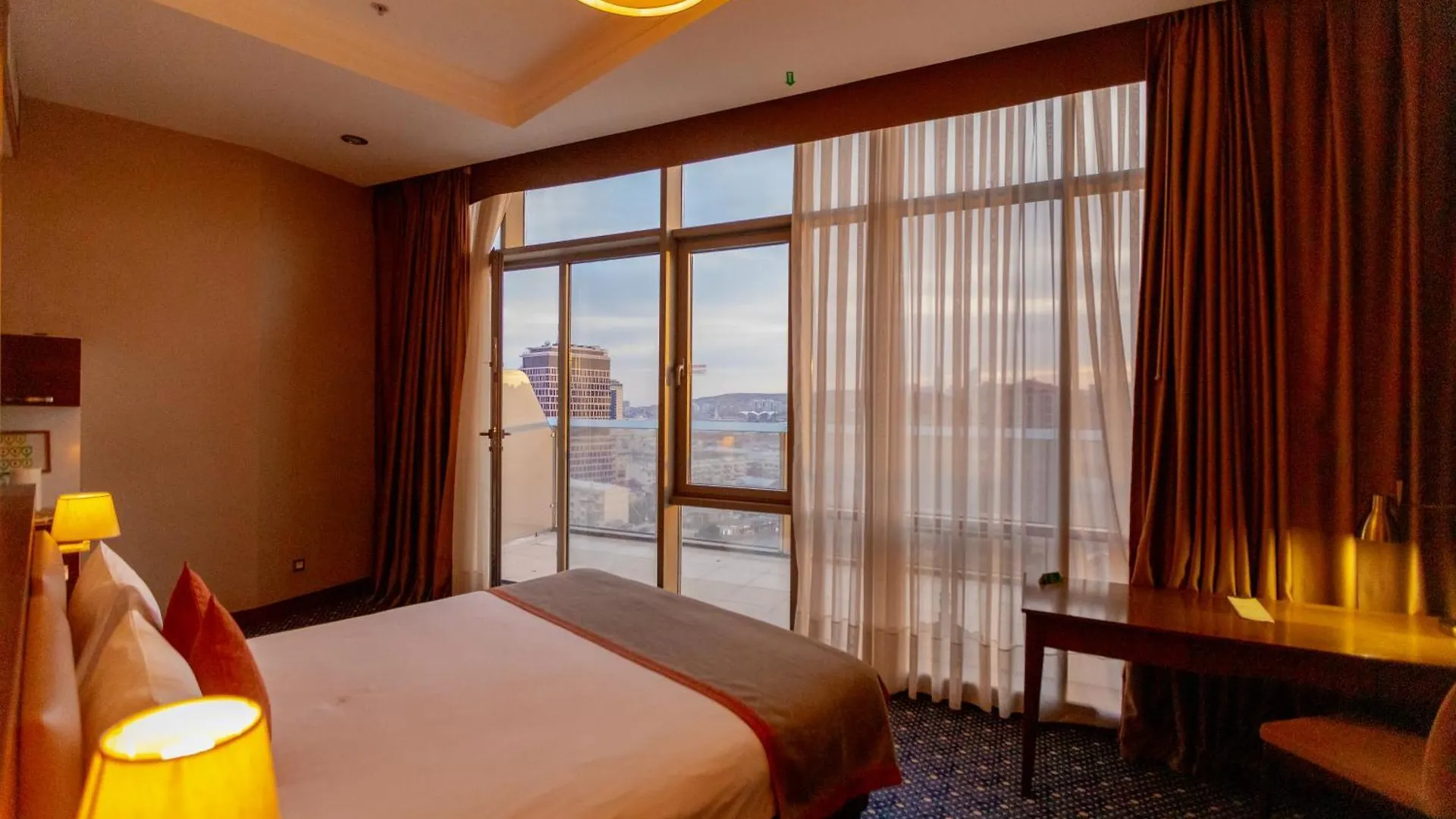 Parkside Hotel & Apartments Baku