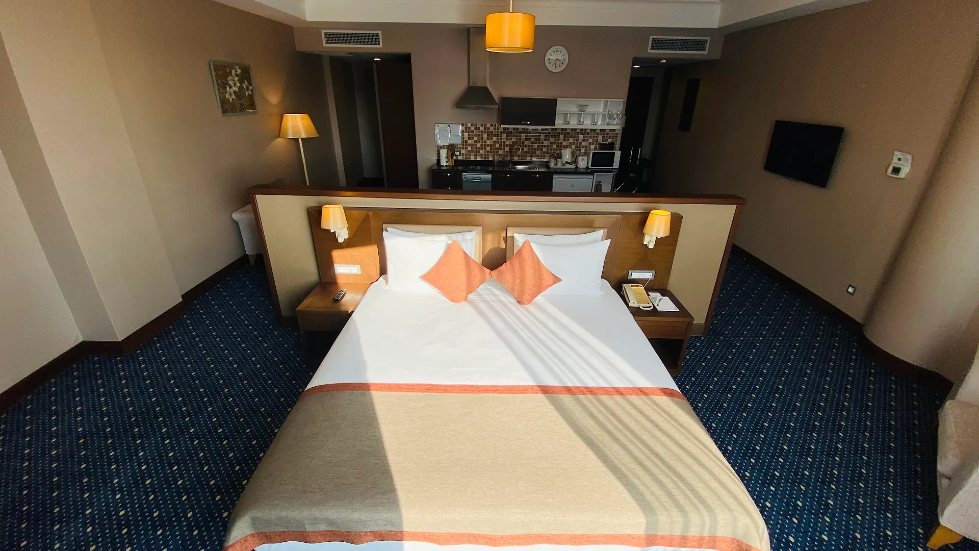 Parkside Hotel & Apartments باكو